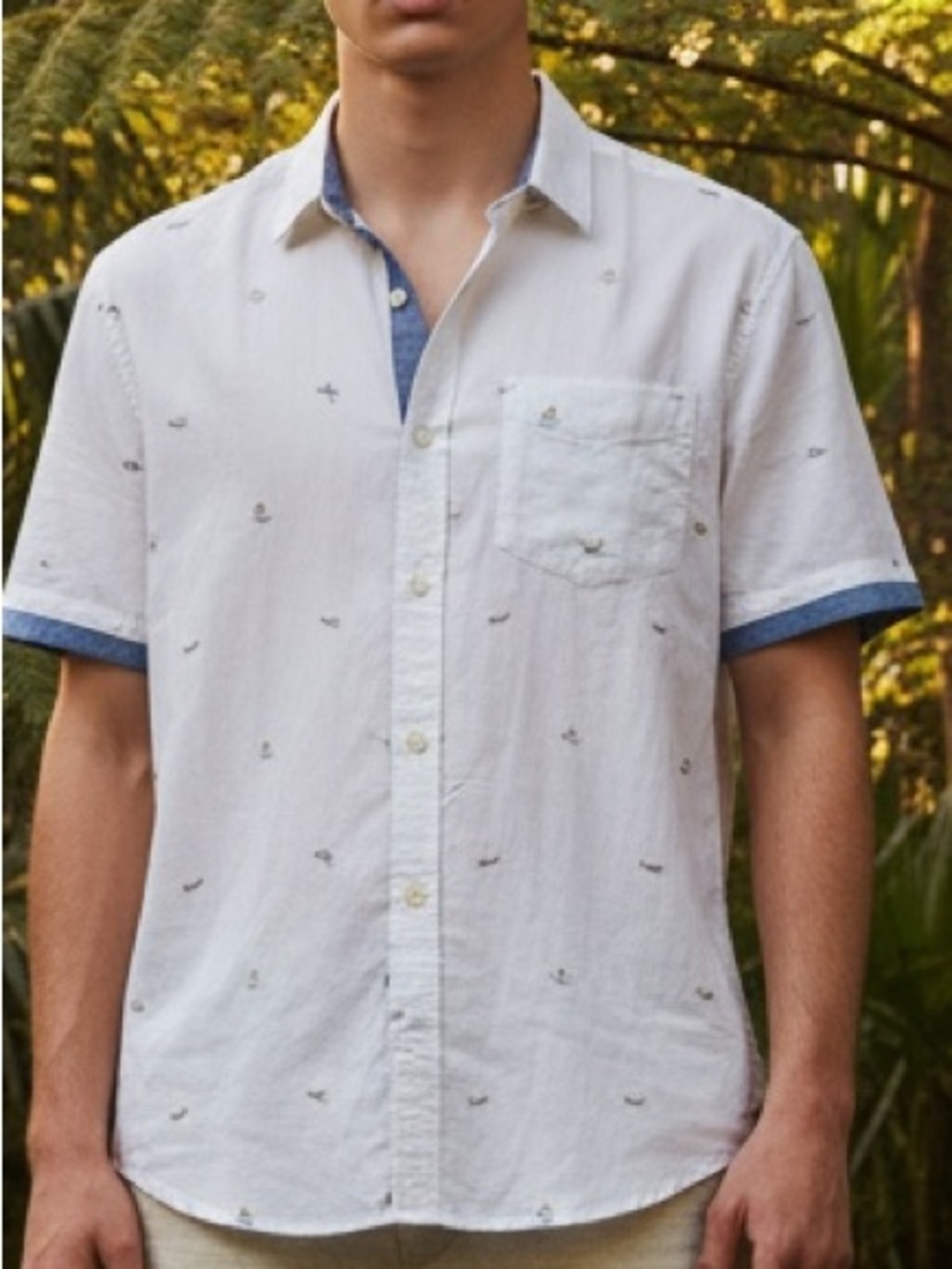 Jachs New York White Surfer Print Short Sleeve Button-Down Shirt - Size Large